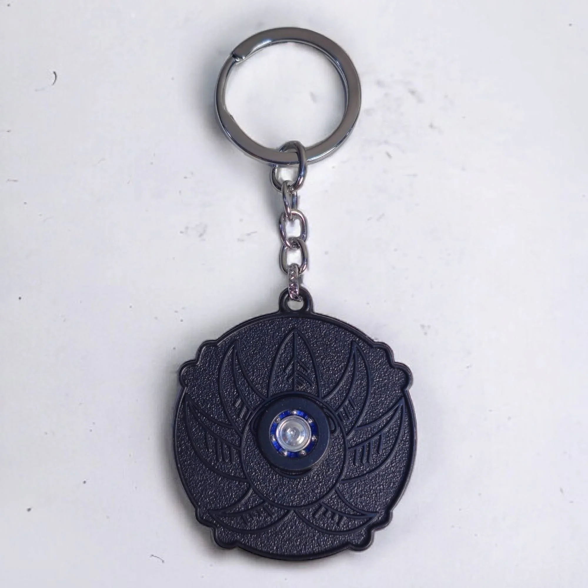 Dr. Monkey D. Luffy Fidget Spinner Keychain - Fun One Piece Collectible - Image 3