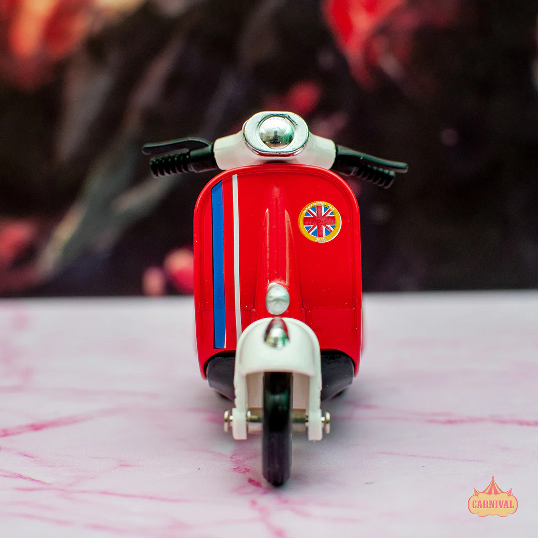 European Style Retro Pull Back Scooter Keychain - Image 12