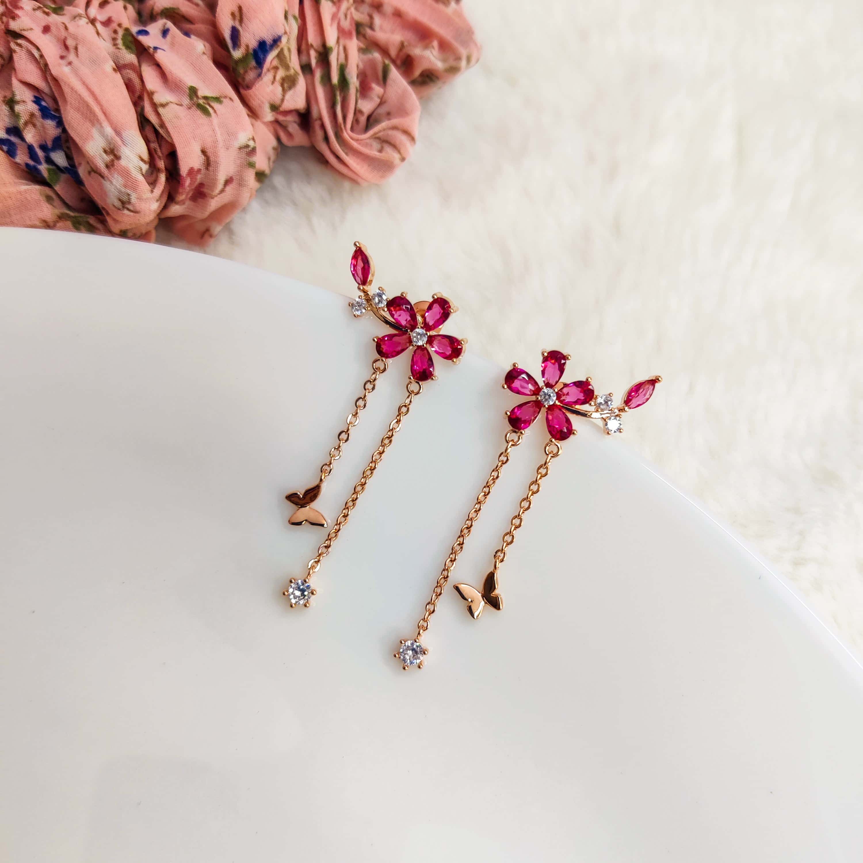Crawling Floweret Dangling Earrings - Image 7