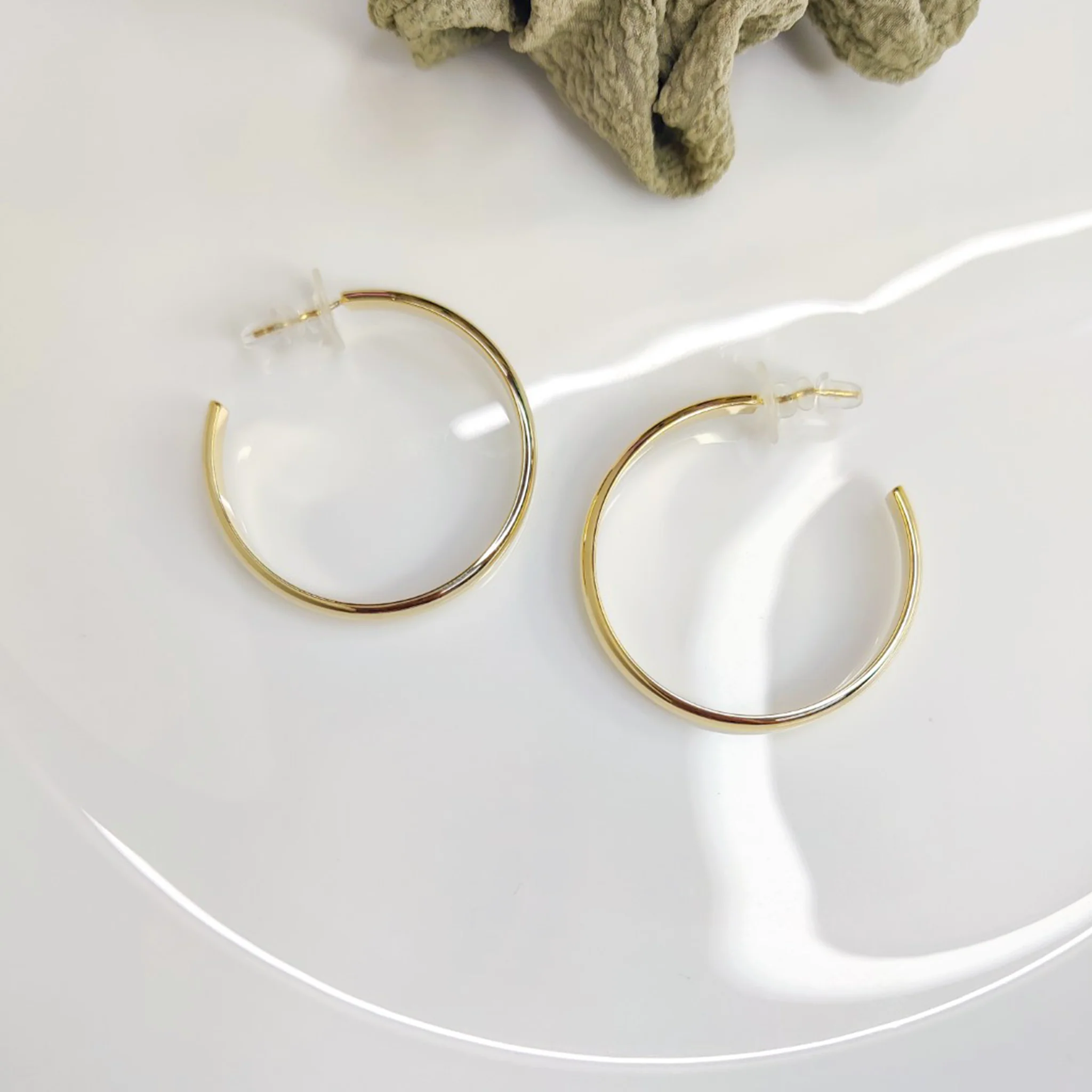 Gold Basic Hoops