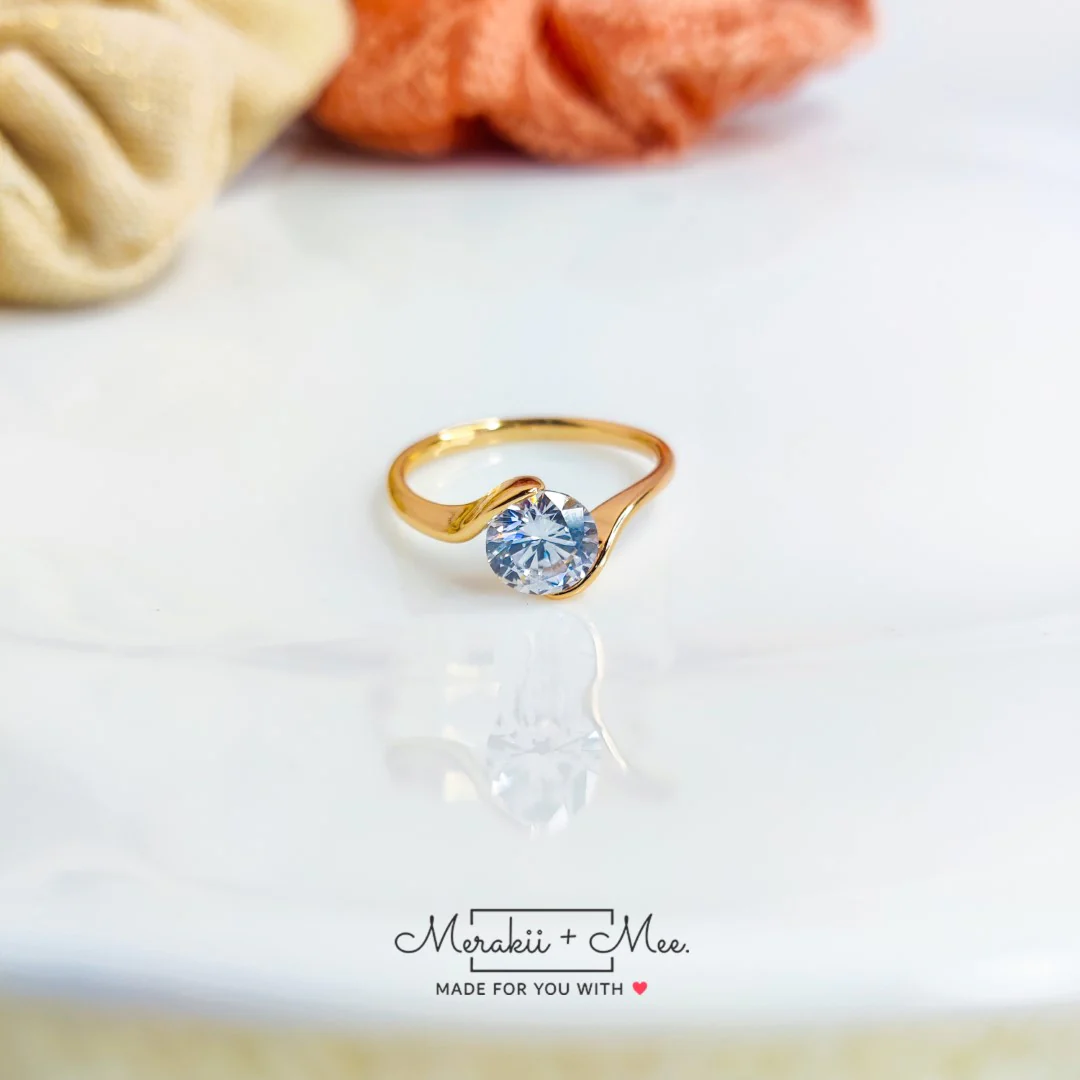 Graceful Glow Ring - Image 2
