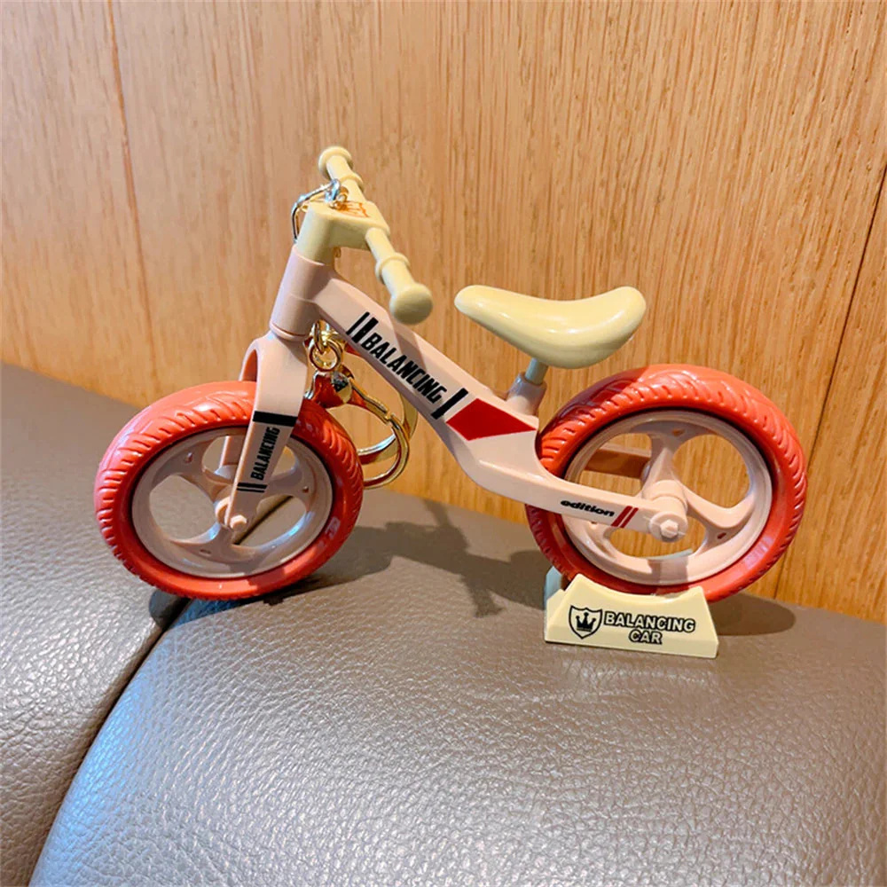 Quirky Bicycle Home Decoration Keychain - Image 4