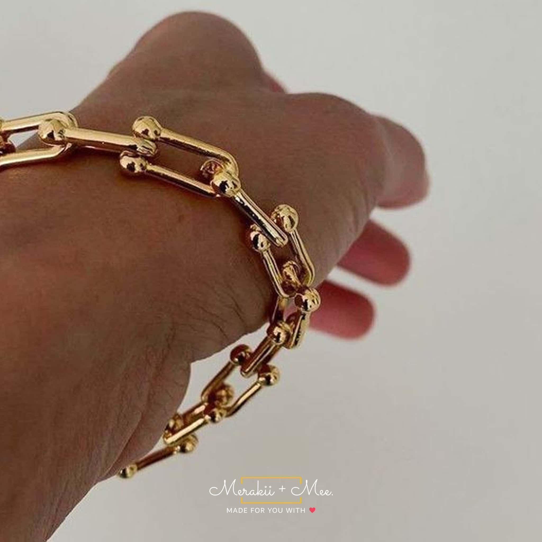 U-Link Chain Golden Bracelet - Image 6